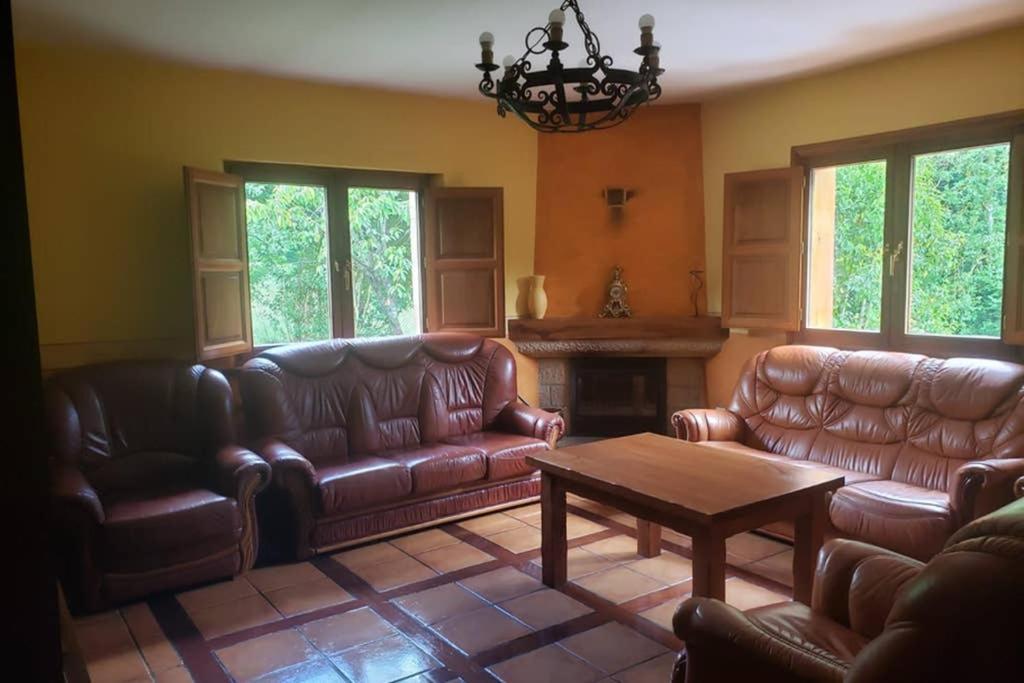 Willa Casa El Vinadal Arguebanes Zewnętrze zdjęcie