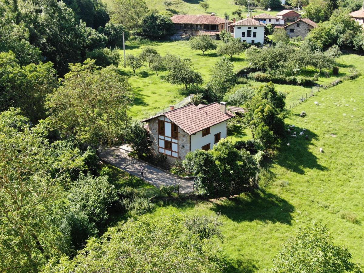 Willa Casa El Vinadal Arguebanes Zewnętrze zdjęcie
